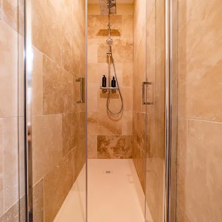 아파트 La Perle Ancienne De Sommières